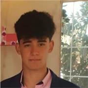 Profesor particular con dos años de experiencia previa en Historia, Geografía, Lengua Castellana y Literatura desde primaria a bachillerato